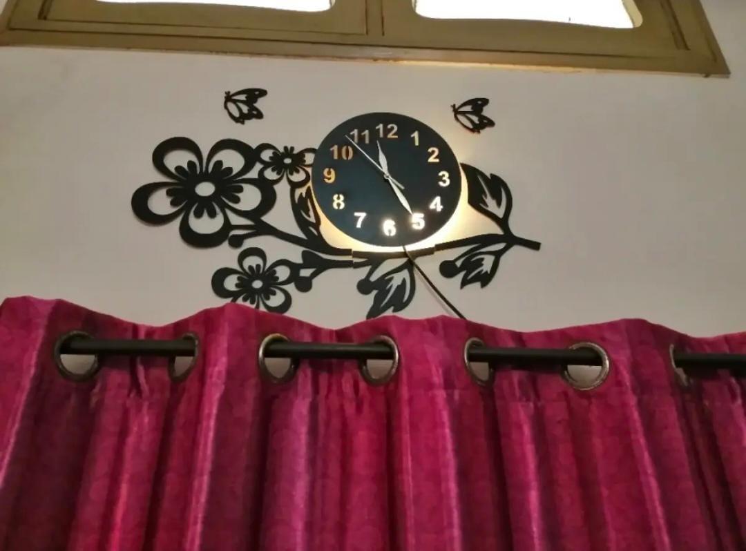 3D Flower Wooden Wall Clock With led light
